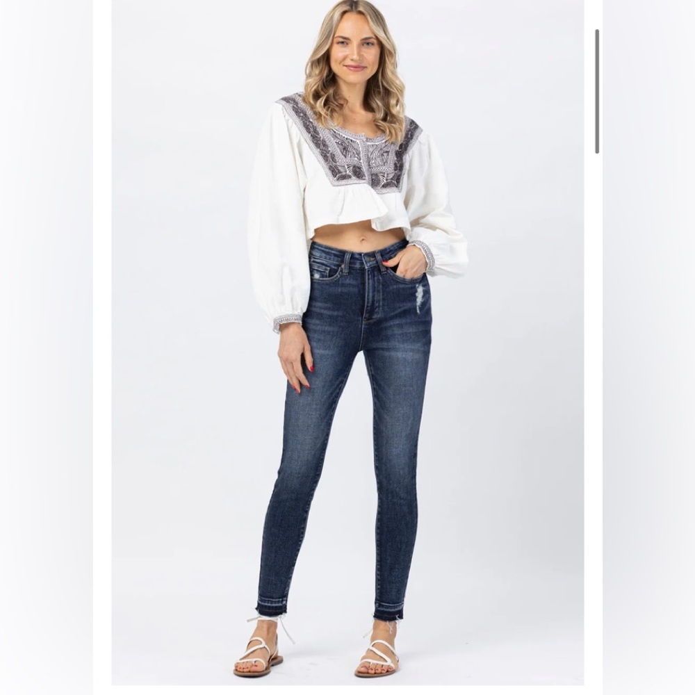 JUDY BLUE High waited tummy tuck skinny jeans size 3/26